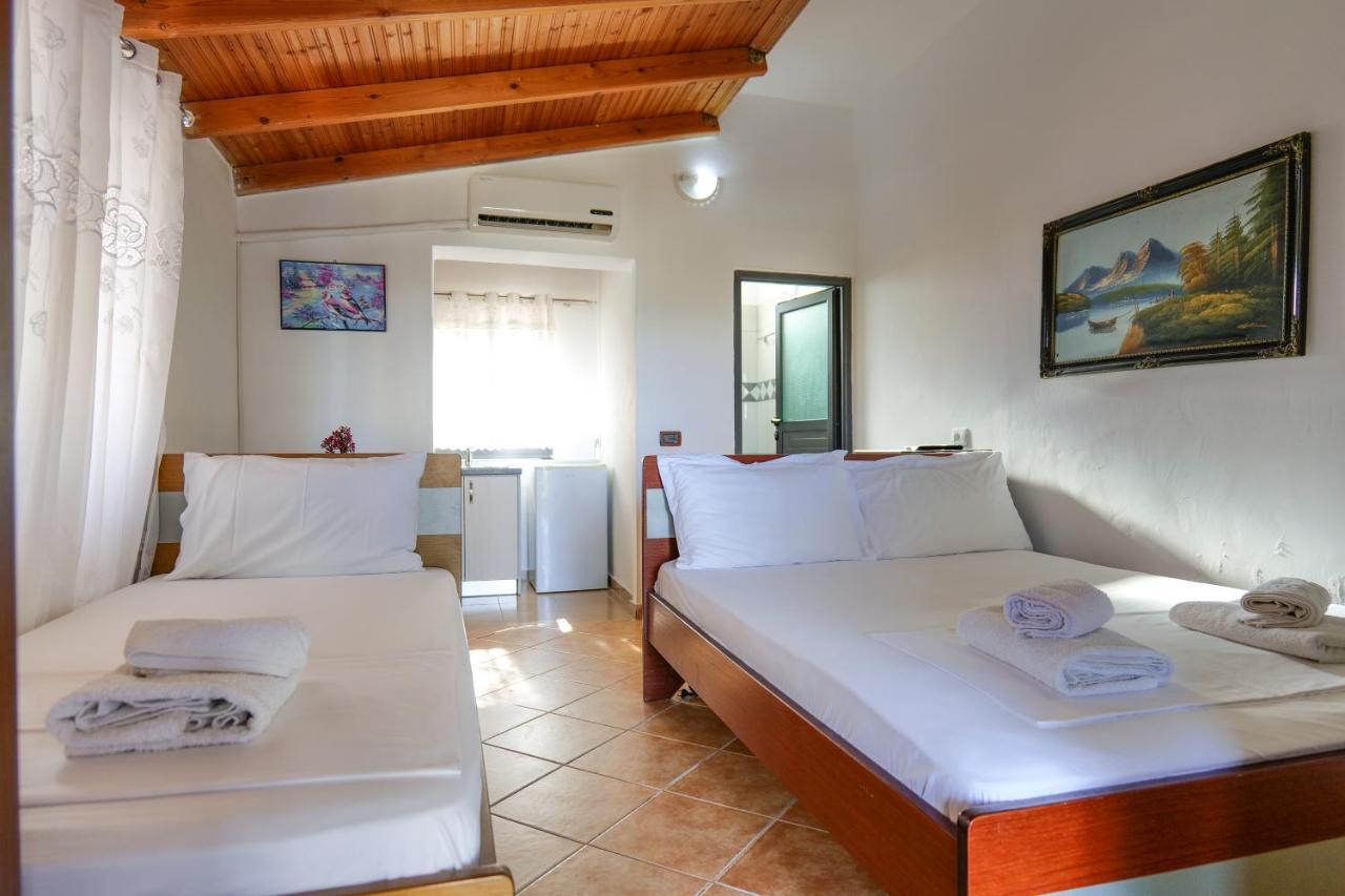 Guest House Gerard Ksamil Exterior photo