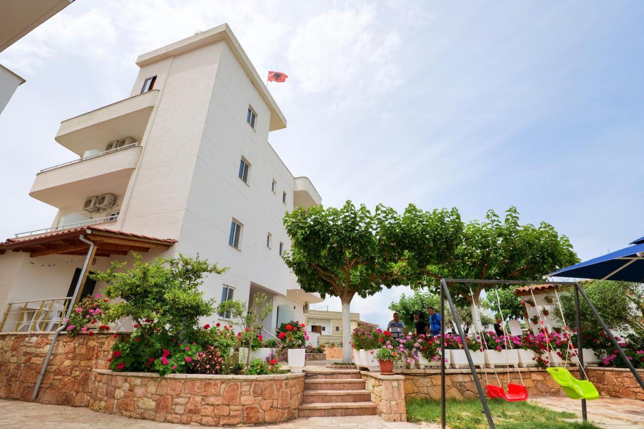 Guest House Gerard Ksamil Exterior photo